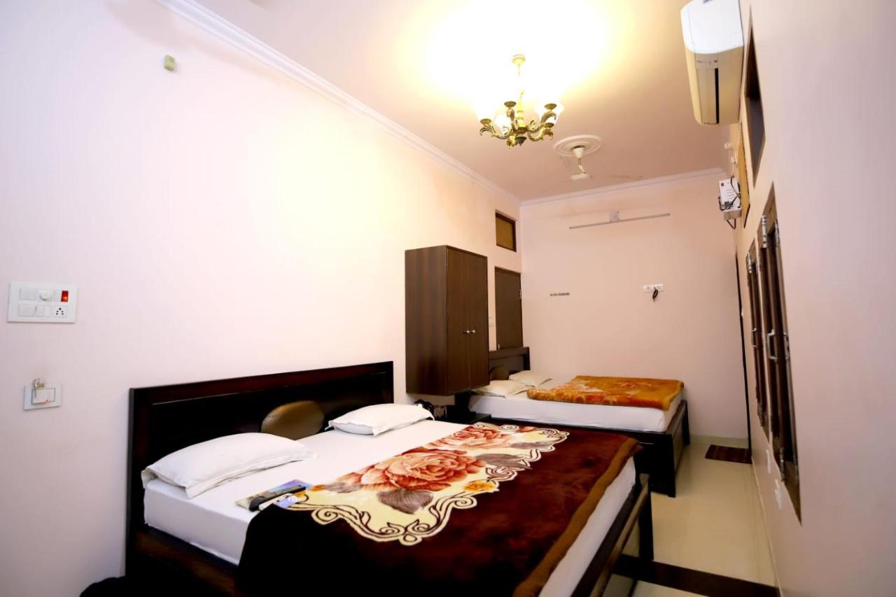 Hotel Blue Star Varanasi Eksteriør bilde