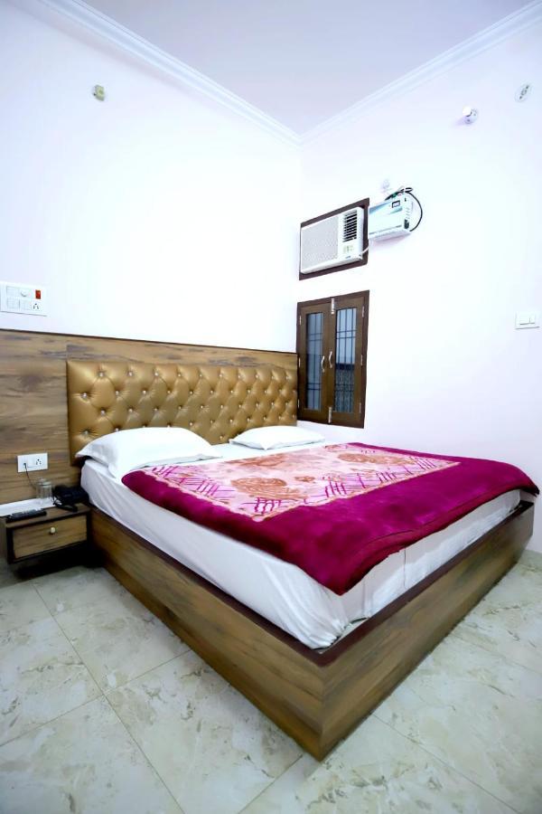 Hotel Blue Star Varanasi Eksteriør bilde